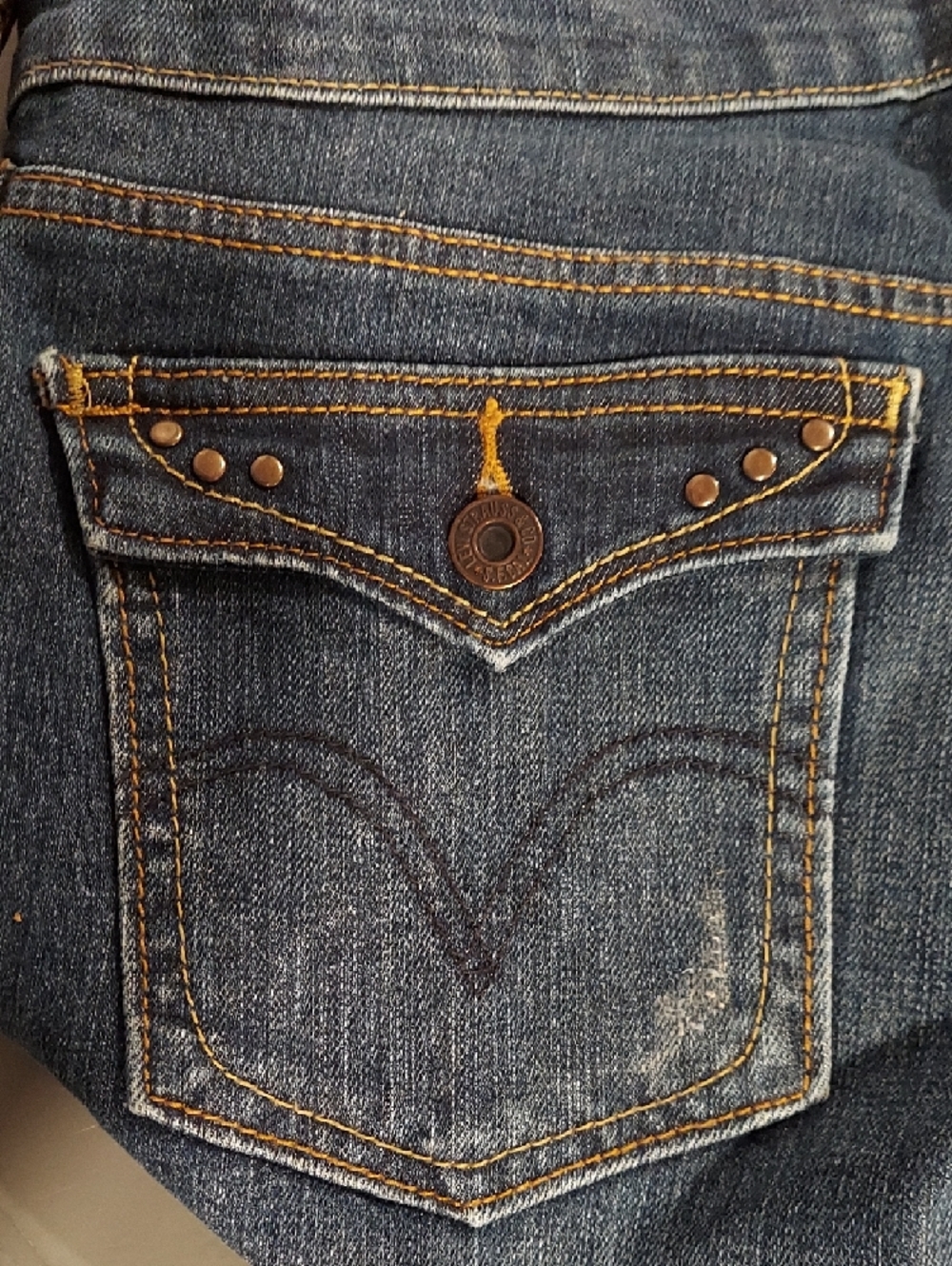 Levi 515 Boot Cut - Picture 14 of 14